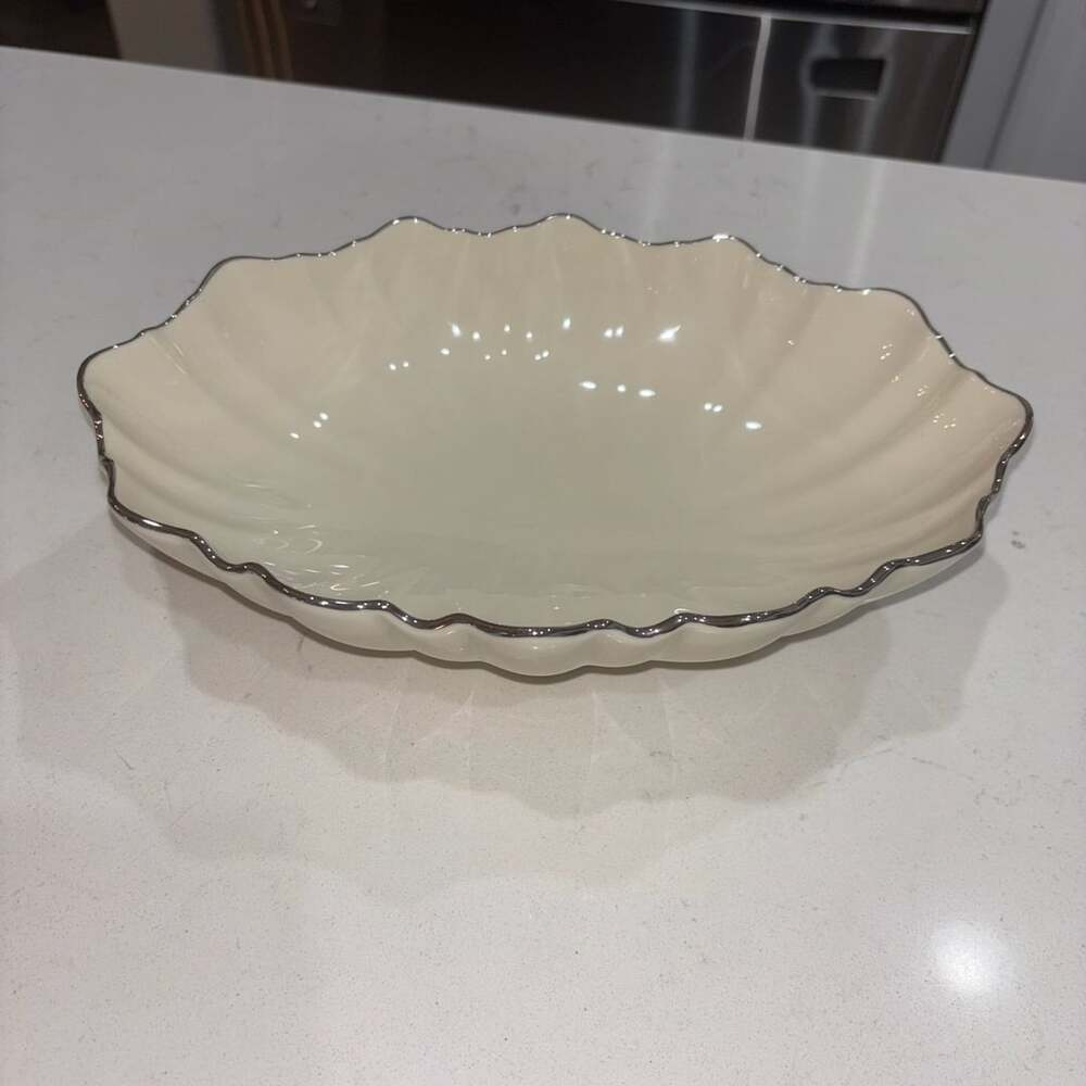 Lenox Ivory Porcelain Footed Oval Serving Bowl Platinum Trim Scalloped Edge